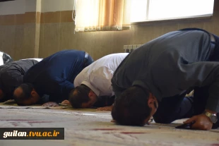 همزمان با آغاز ماه محرم،
مراسم پرفیض دعای زیارت عاشورا در دانشکده شهید چمران رشت برگزار شد 11