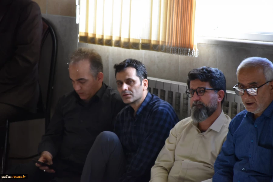 همزمان با آغاز ماه محرم،
مراسم پرفیض دعای زیارت عاشورا در دانشکده شهید چمران رشت برگزار شد 13
