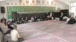 برگزاری مراسم عزاداری ماه محرم و شهادت اباعبدالله الحسین (ع) در آموزشکده ملی مهارت شهید رجایی لاهیجان 
 9