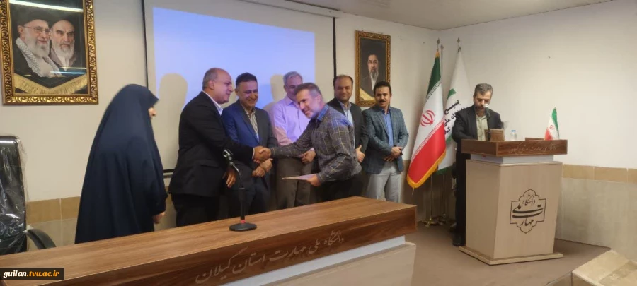 مراسم تجلیل از کارکنان دانشگاه ملی مهارت در استان گیلان برگزار شد 11