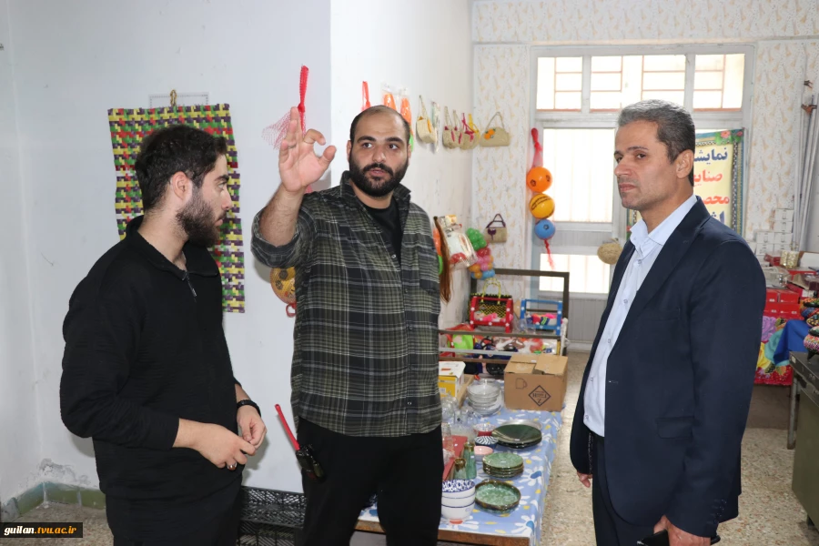 بازدید رئیس آموزشکده ملی مهارت شهید رجایی لاهیجان از اردوی جهادی دانشجویان در اشکورات رحیم آباد-روستای زیاز
 5