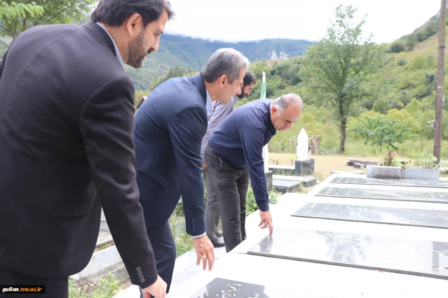 بازدید رئیس آموزشکده ملی مهارت شهید رجایی لاهیجان از اردوی جهادی دانشجویان در اشکورات رحیم آباد-روستای زیاز
 10