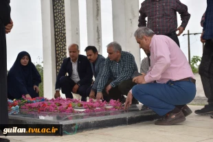 آیین غبارروبی یادمان شهید گمنام و اهتزاز پرچم جمهوری اسلامی ایران در دانشگاه ملی مهارت گیلان برگزار شد 4