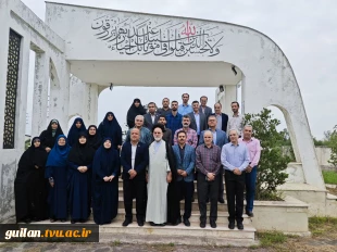 آیین غبارروبی یادمان شهید گمنام و اهتزاز پرچم جمهوری اسلامی ایران در دانشگاه ملی مهارت گیلان برگزار شد 7