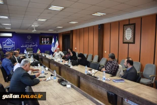 در راستای سال تحصیلی جدید:
نشست اعضاء هیات علمی واحد تابعه استان گیلان با رئیس واحد استانی گیلان 
 2